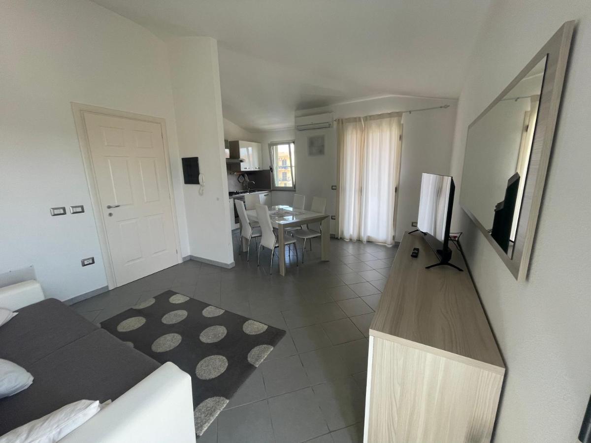 Mansarda San Pietro Apartment Valledoria  Luaran gambar